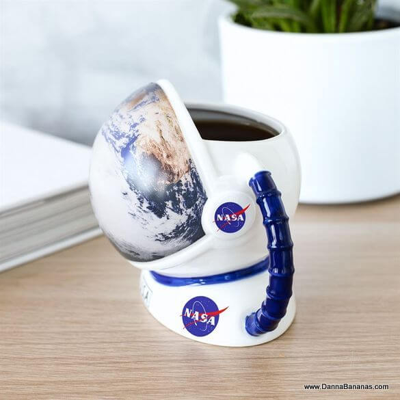 Colour Changing Astronaut Mug