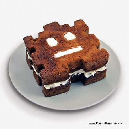Retro Arcade Cake Mould